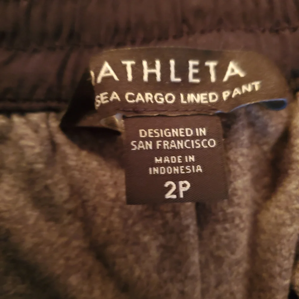 Athleta Chelsea Women's Cargo Lined Pant Jogger Black Athleisure Performance 2P